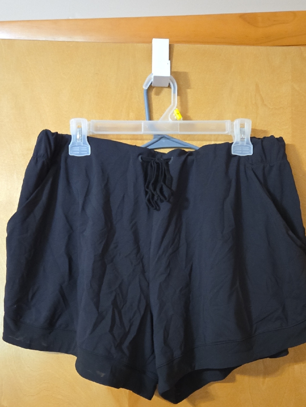 Avia Black Athletic Drawstring Shorts With Front Pockets